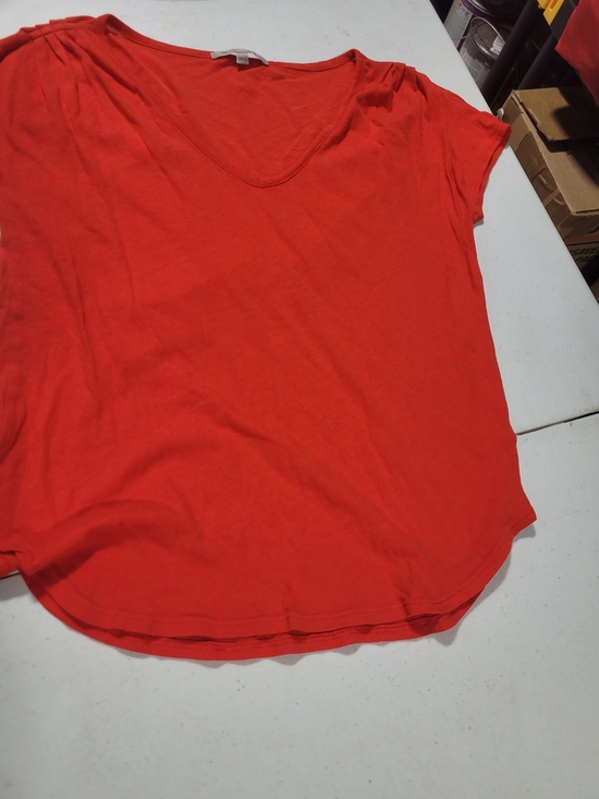 GAP Tops - GAP Coral-Red Scoop Neck Short Sleeve Tee